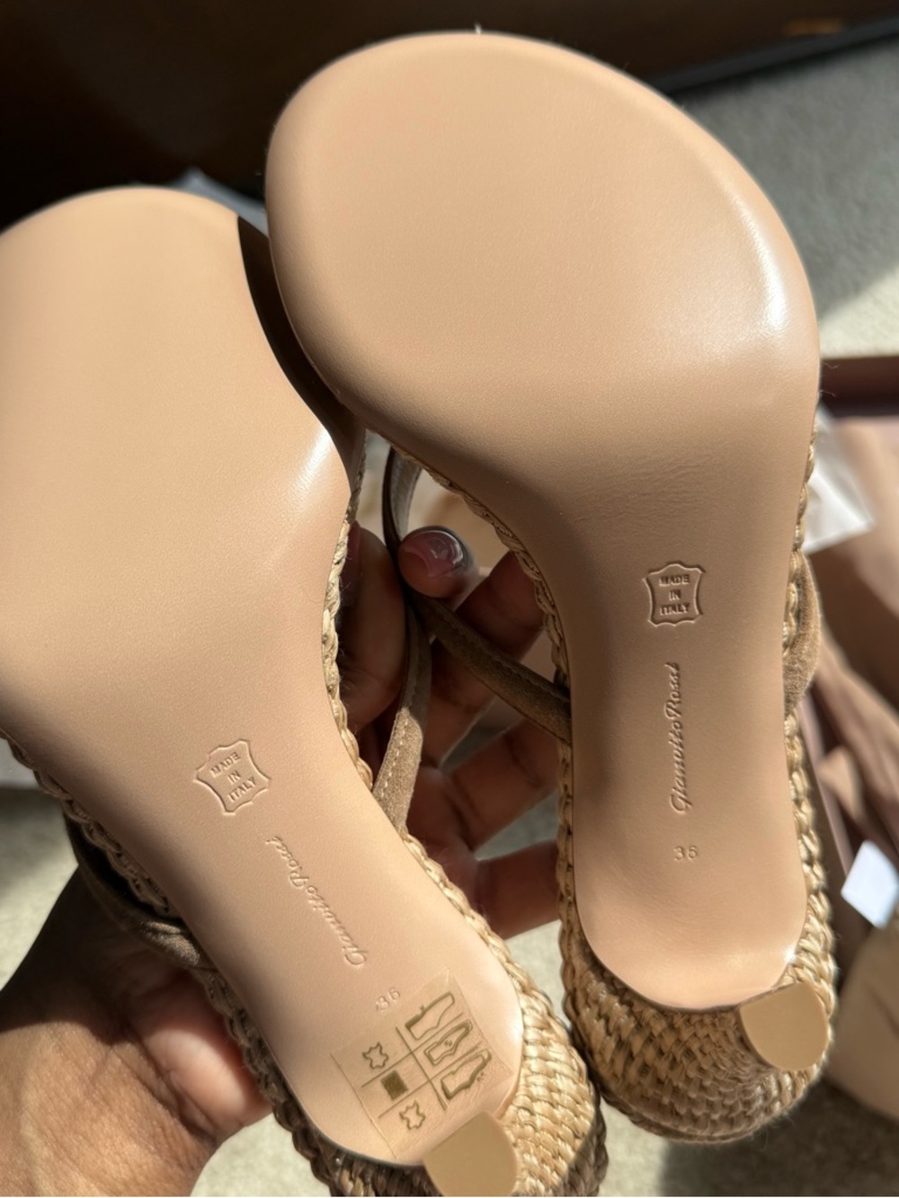 Gianvito Rossi Calypso Sandals - Picture 3 of 6